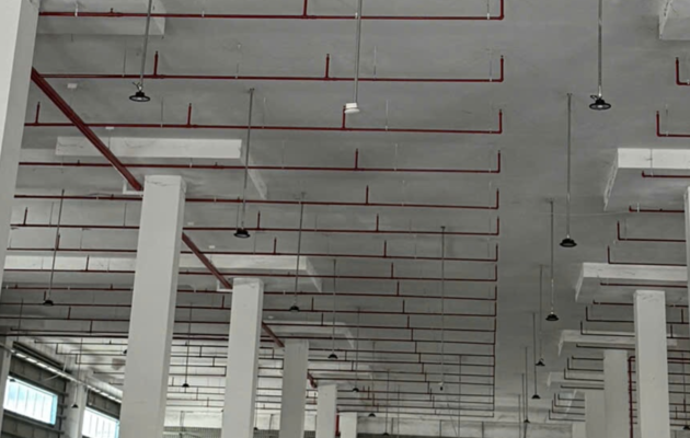 Lắp đặt đèn High Bay DDB120 Duhal 120W cho kho hàng công ty chuyển phát nhanh